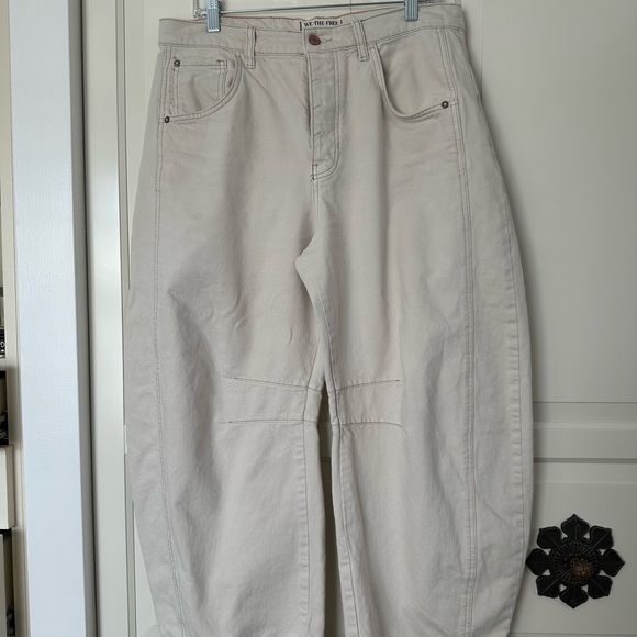 We the Free Good Luck Barrel Jean in Milk - Picture 2 of 8
